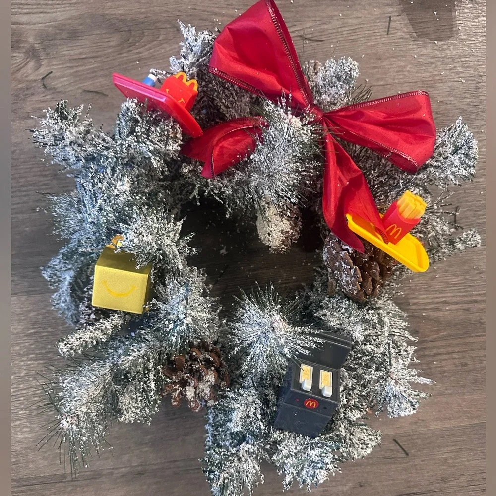 NWT McDonald’s ornaments Inspired 12in Christmas Wreath